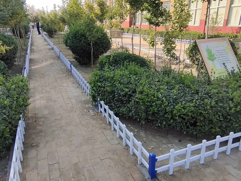 锌钢草坪护栏 锌钢草坪护栏
